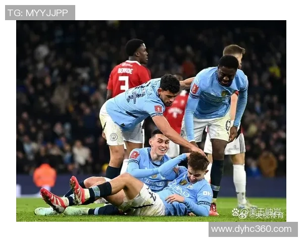 英超激战：曼城大胜那不勒斯红牌争议引发全场热议与激情